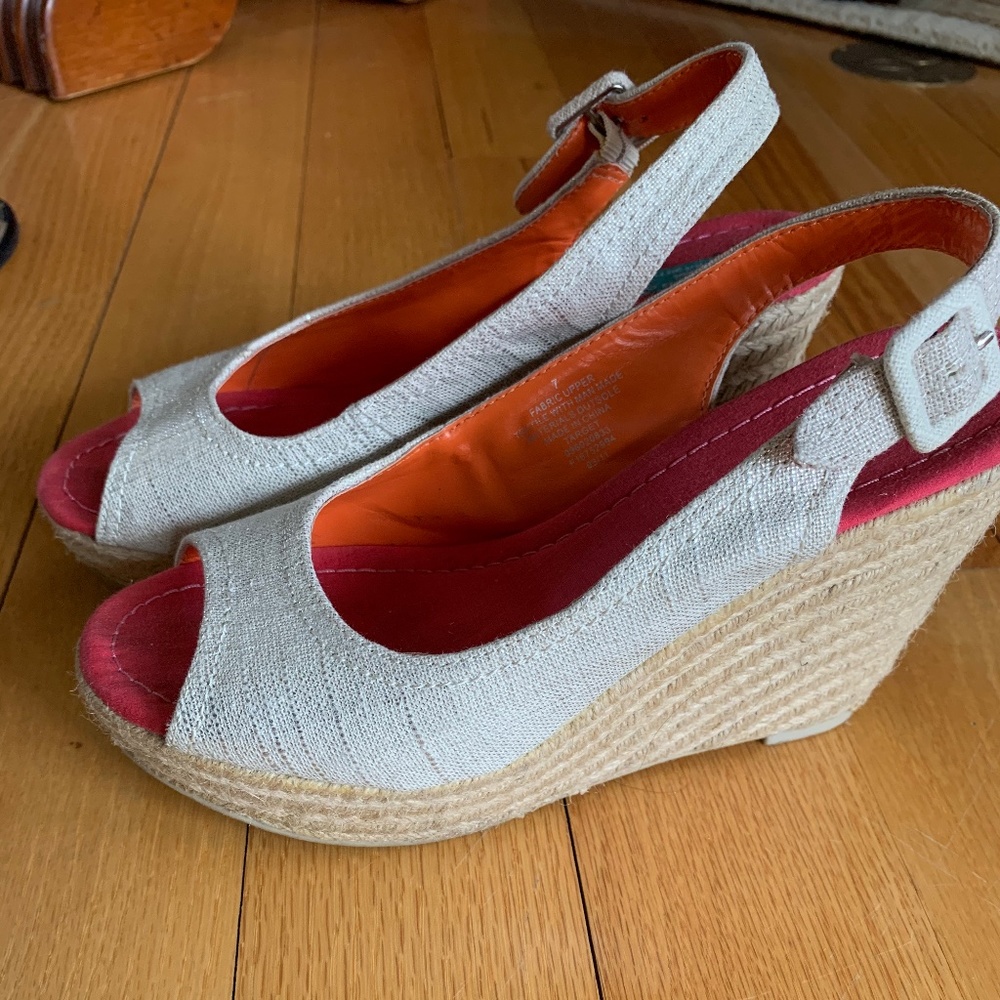 Calypso For Target Wedges - image 1
